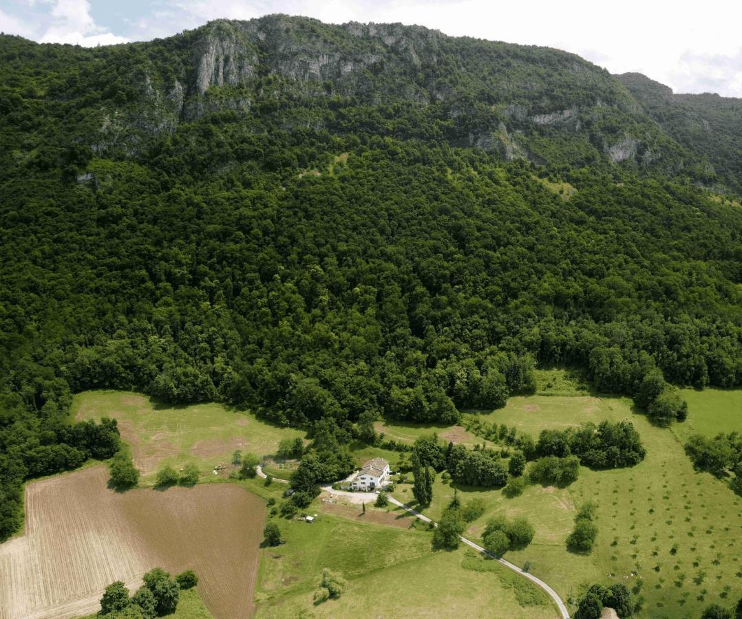 Les Deux Sources Saint-Laurent-en-Royans Exterior foto